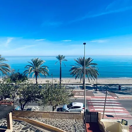 Olas Del Mar Azul شقة بينيكاسّين